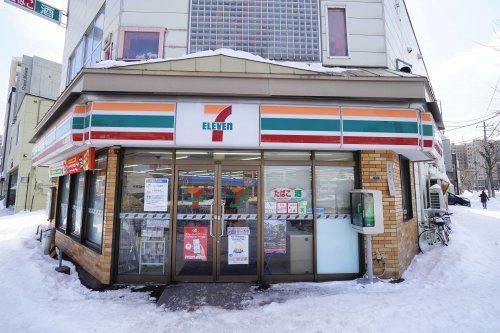 セブンイレブン 豊平7丁目店の画像