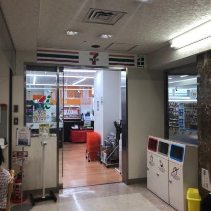 セブンイレブン KOYO北里大学北里研究所病院店の画像