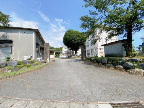 富士宮市立富士根北小学校の画像