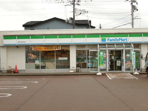 ファミリーマート 長岡大島本町店の画像