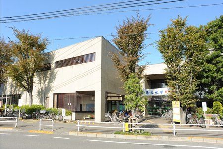 国分寺市立本多図書館の画像