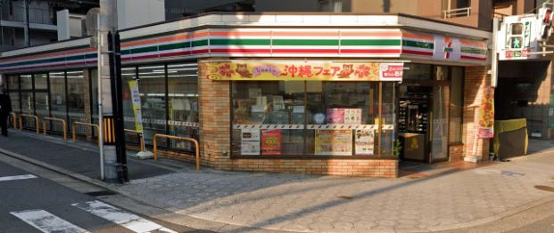 セブンイレブン 大阪内本町2丁目店の画像