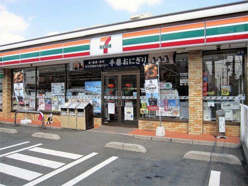 セブンイレブン 草加旭町4丁目店の画像