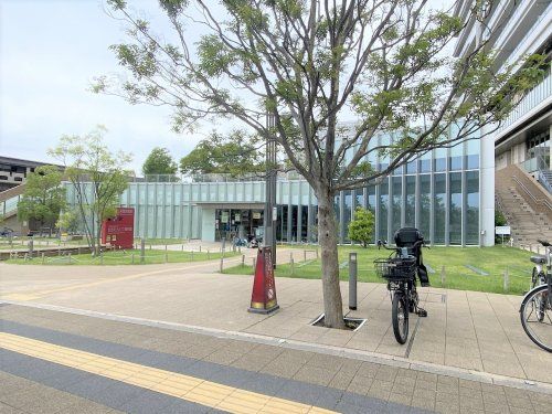 神戸市立東灘図書館の画像