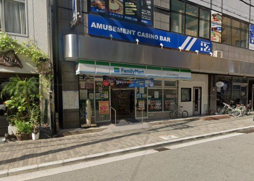 ファミリーマート マツエダ北堀江店の画像