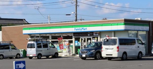 ファミリーマート 松戸六高台二丁目店の画像