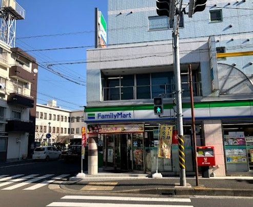 ファミリーマート 横浜菊名店の画像
