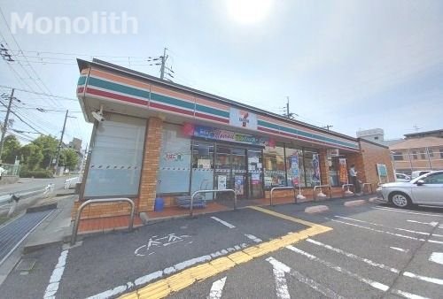 セブンイレブン 岸和田下池田町店の画像