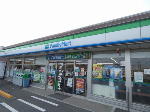 ファミリーマート 相武台団地西店の画像