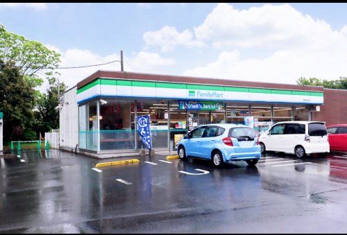 ファミリマート有秋台店の画像