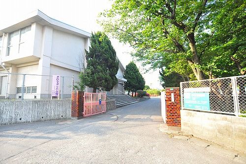 北九州市立中井小学校の画像