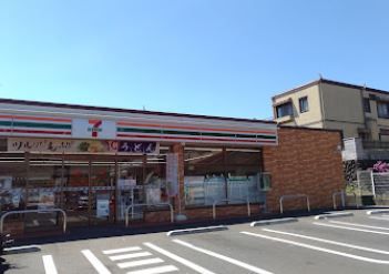 セブンイレブン 津久井中野店の画像