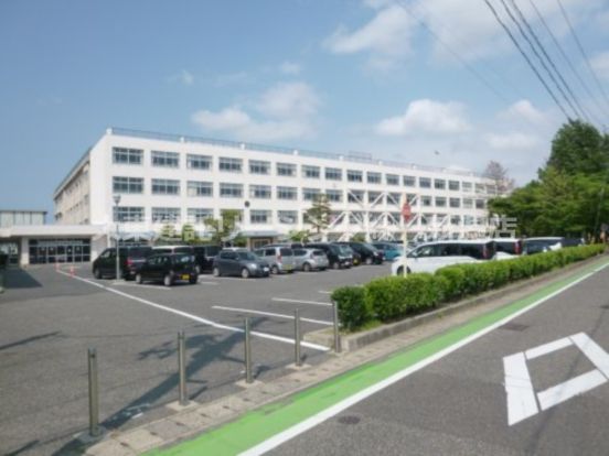 新潟市立大形小学校の画像