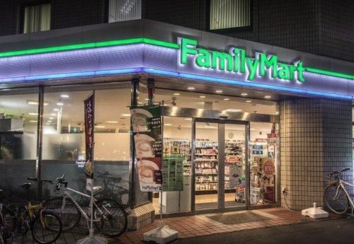 ファミリーマート 目黒東山一丁目店の画像