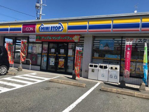 ミニストップ 茨木藤の里店の画像