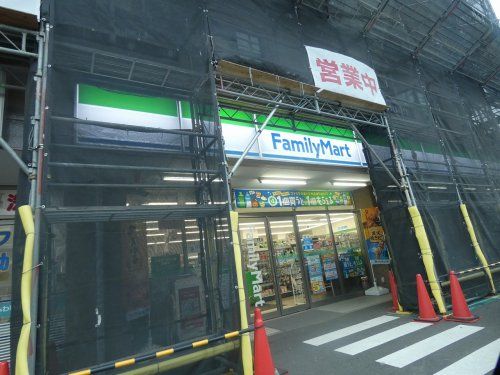 ファミリーマート 大和深見西店の画像