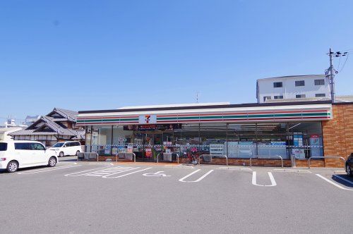 セブンイレブン 泉佐野中町店の画像
