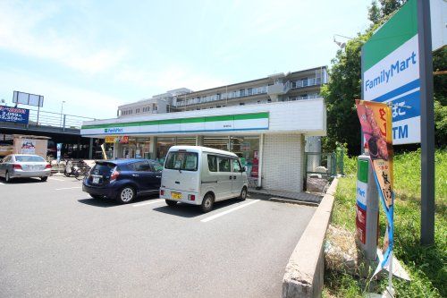 ファミリーマート 新栄町店の画像