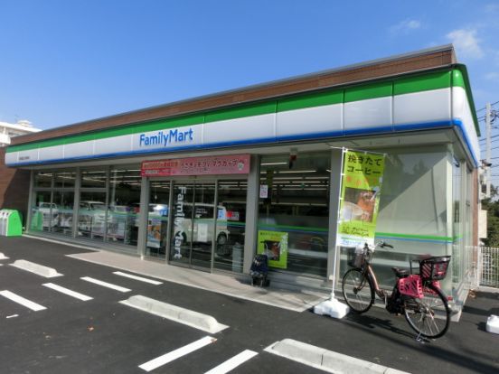 ファミリーマート横浜国立大学東店の画像