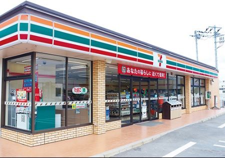 セブンイレブン 播磨本荘4丁目店の画像