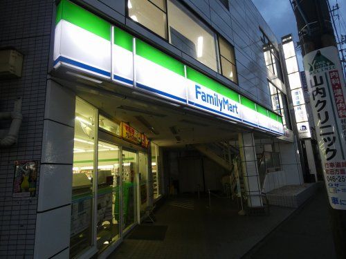 ファミリーマート 相武台前駅南口店の画像