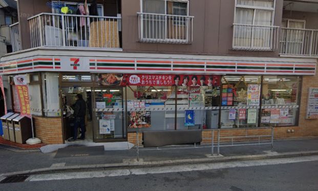 セブン-イレブン 大阪十三東１丁目店の画像