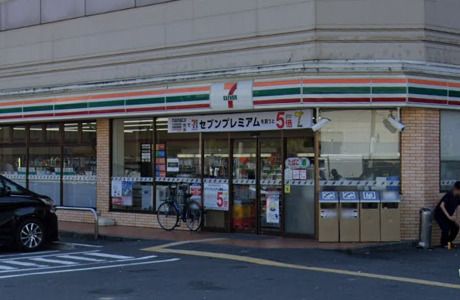 セブン-イレブン 大阪十三本町３丁目店の画像