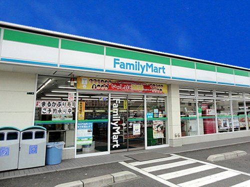 ファミリーマート 八幡三条店の画像