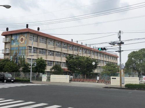 鹿児島市立谷山中学校の画像