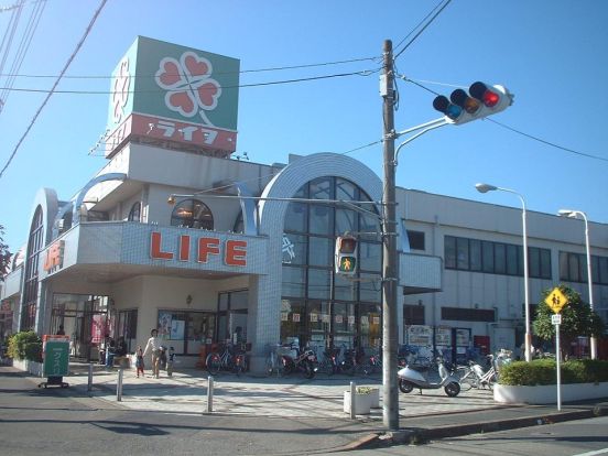 ライフ馬橋駅前店の画像