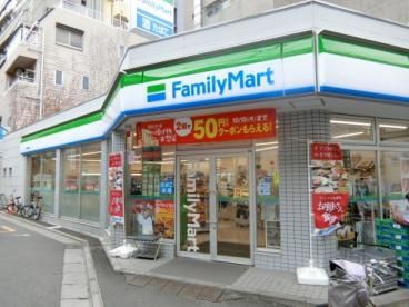 ファミリーマート 中野桃園店の画像