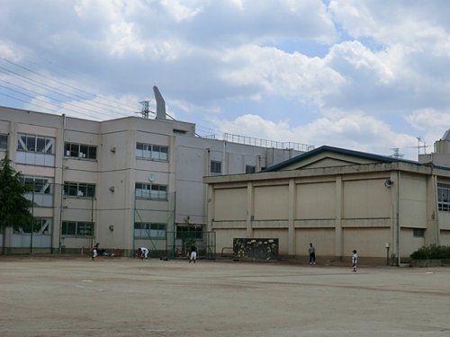 新座市立第四小学校の画像