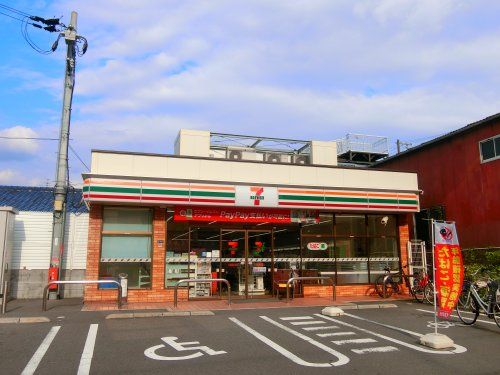 セブンイレブン 大東市諸福5丁目店の画像