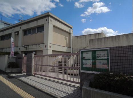 豊中市立克明小学校の画像