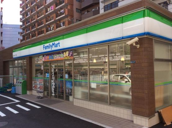 ファミリーマート 西五反田六丁目店の画像