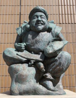 恵比寿駅西口えびす像の画像