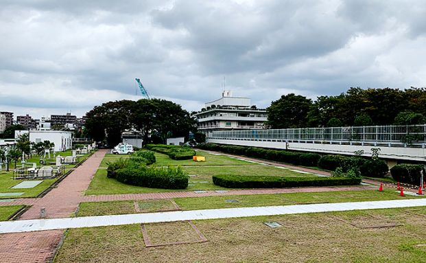 落合中央公園 庭球場の画像