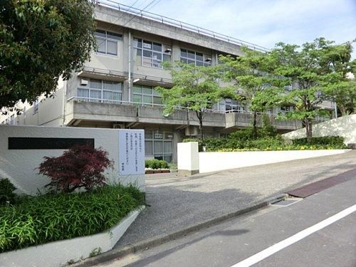 松戸市立根木内中学校の画像