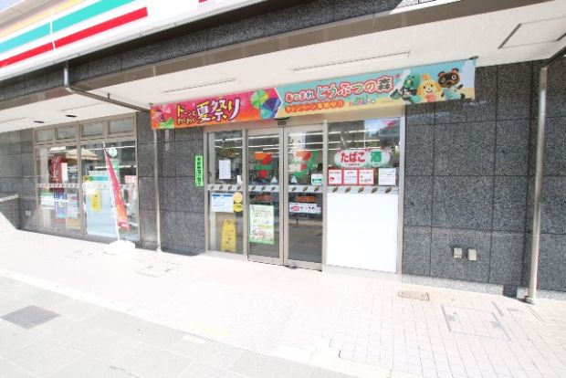 セブンイレブン 六本木3丁目店の画像