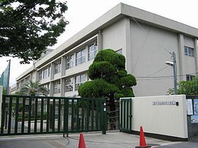 豊中市立上野小学校の画像