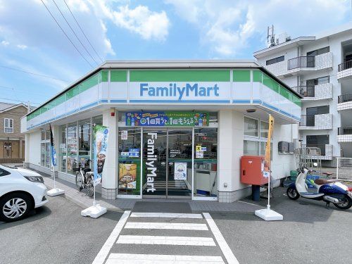 ファミリーマート 静岡竜南通り店の画像