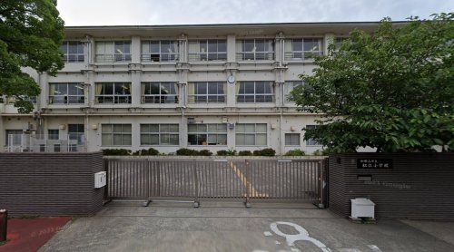 和歌山市立松江小学校の画像