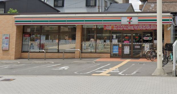 セブンイレブン 大阪本庄西1丁目店の画像