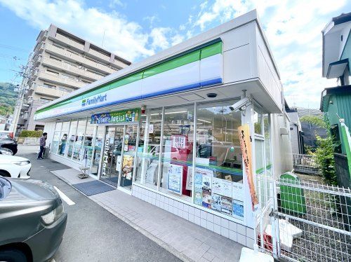 ファミリーマート 静岡岳美店の画像