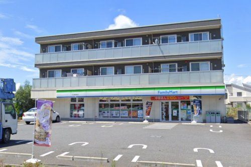 ファミリーマート 中山競馬場前店の画像