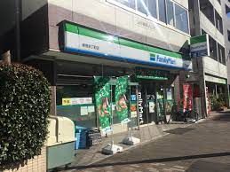 ファミリーマート 新宿余丁町店の画像