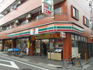 セブンイレブン 世田谷三宿1丁目店の画像