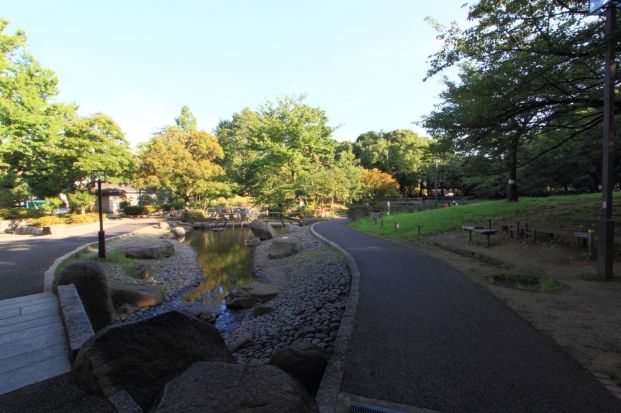 蚕糸の森公園の画像