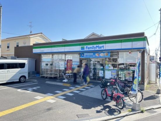 ファミリーマート 富木駅前店の画像