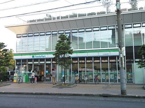 ファミリーマート 川口金山町店の画像
